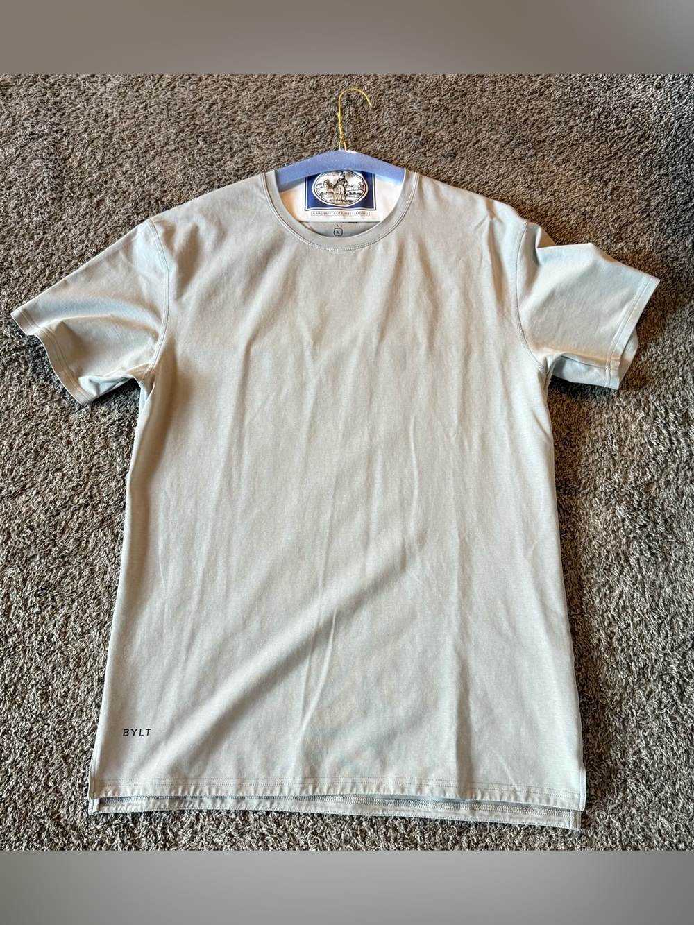 Lux Men’s Short Sleeve Crew Tee in Light Gray